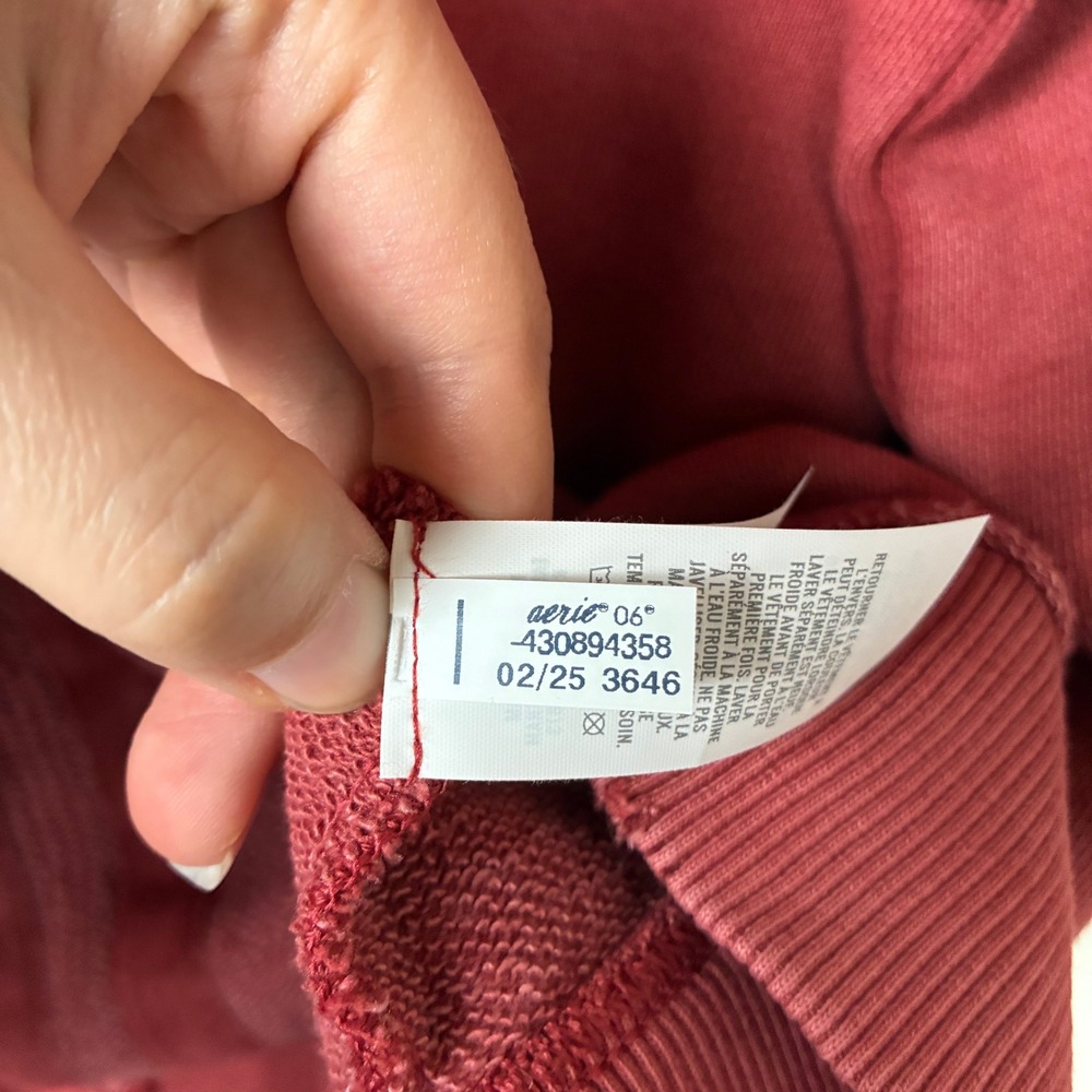 2025 Aerie Starry Skies Open Neck Sweatshirt Size M Red Slouchy Athleisure Cozy - Picture 14 of 16